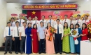Lãnh đạo Hội làm vườn Việt Nam và lãnh đạo tỉnh tặng hoa chúc mừng Ban chấp hành Hội làm vườn khóa VI, nhiệm kỳ 2024- 2029